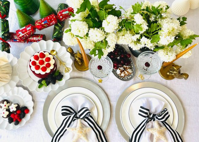 3 Inspiring Tablescapes For Christmas